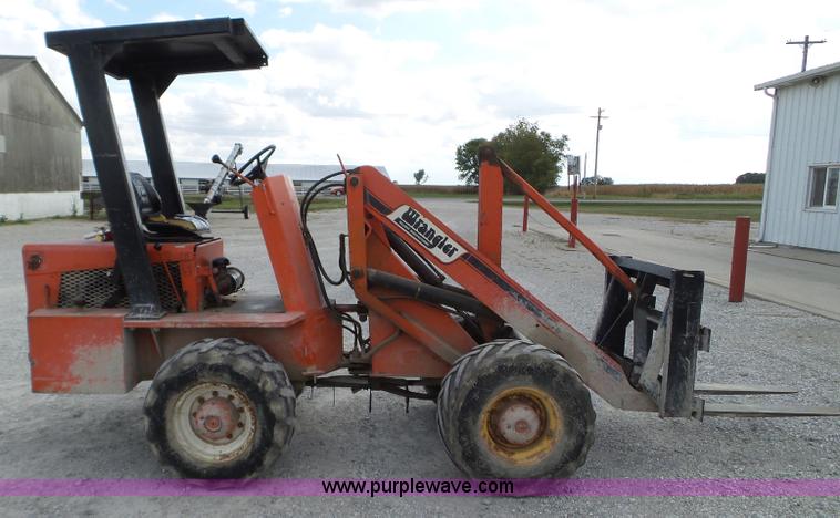 image for item L5022 1979 Willmar Wrangler wheel loader