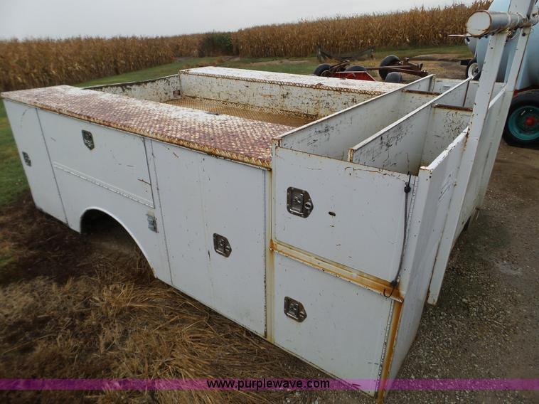 image for item L5025 Utility pickup truck bed