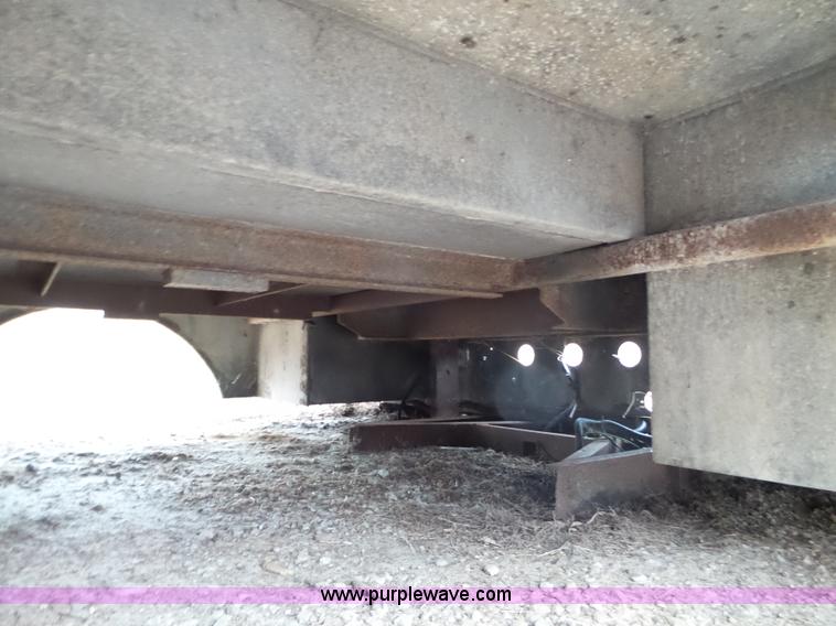 image for item L5025 Utility pickup truck bed