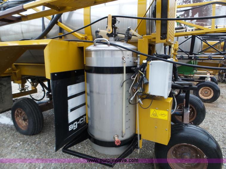image for item L5026 2007 Ag-Chem TerraGator liquid applicator system