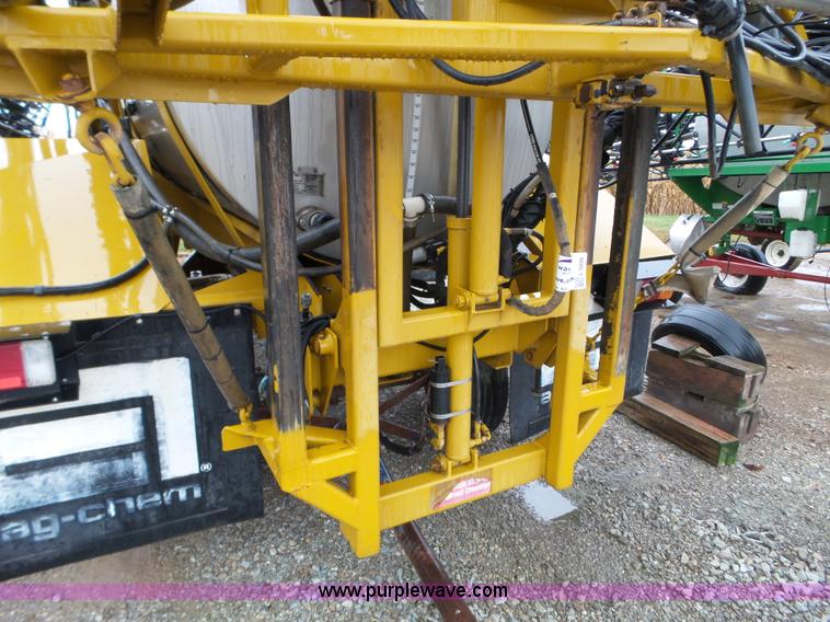 image for item L5026 2007 Ag-Chem TerraGator liquid applicator system