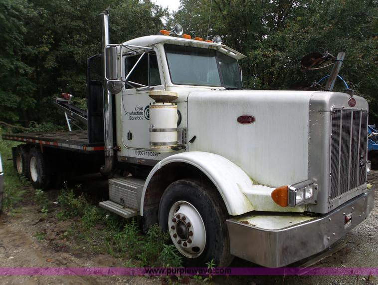 image for item L5029 1988 Peterbilt 378 flatbed truck