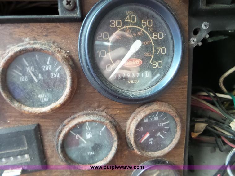 image for item L5029 1988 Peterbilt 378 flatbed truck