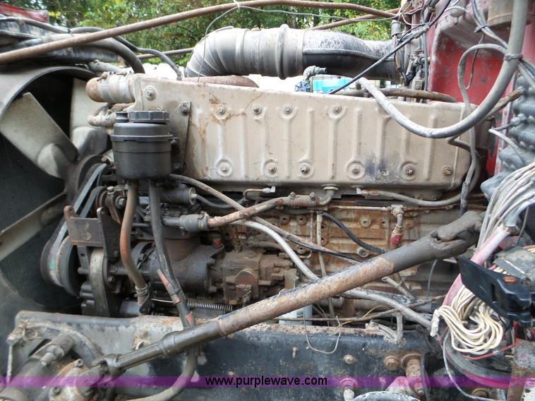 image for item L5029 1988 Peterbilt 378 flatbed truck