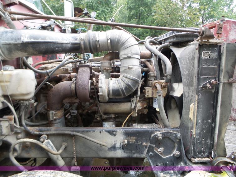 image for item L5029 1988 Peterbilt 378 flatbed truck