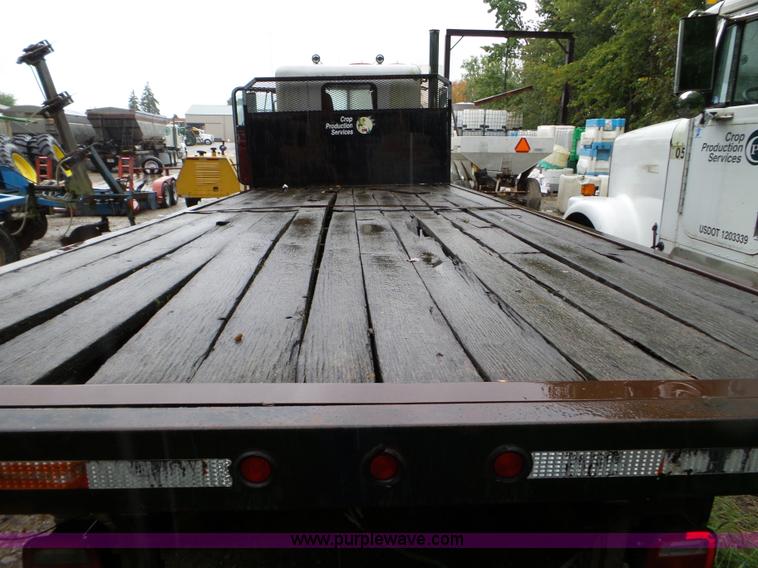 image for item L5029 1988 Peterbilt 378 flatbed truck