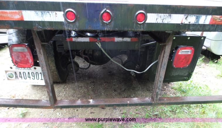 image for item L5029 1988 Peterbilt 378 flatbed truck