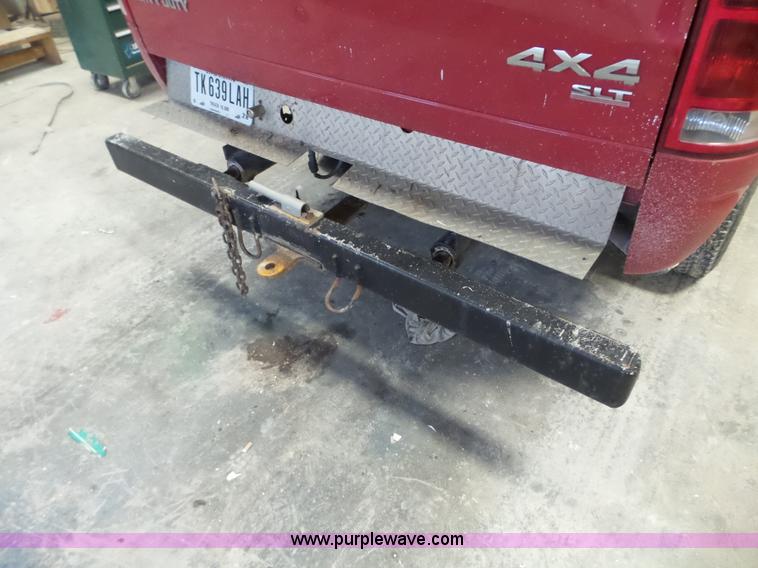 image for item L5030 2005 Dodge Ram 2500 pickup truck