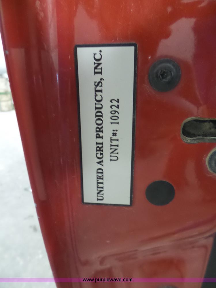 image for item L5030 2005 Dodge Ram 2500 pickup truck