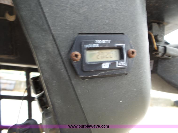 image for item L5031 2004 Caterpillar 236B skid steer