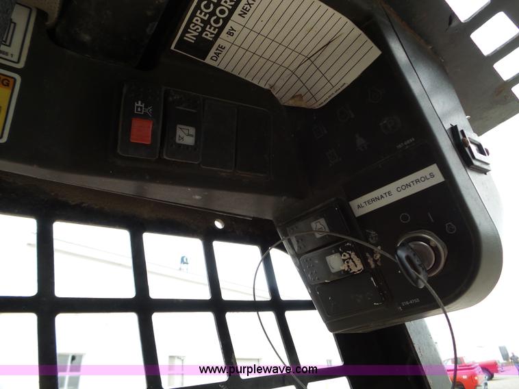 image for item L5031 2004 Caterpillar 236B skid steer