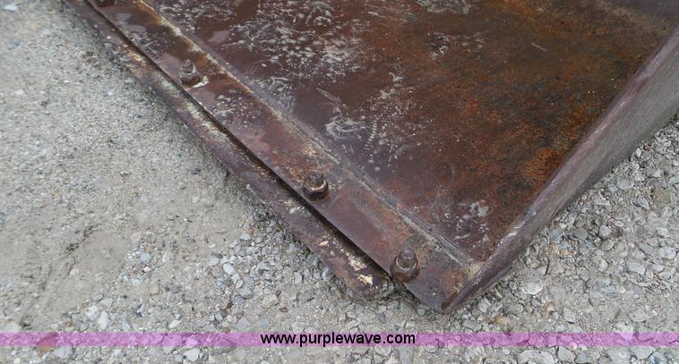 image for item L5031 2004 Caterpillar 236B skid steer