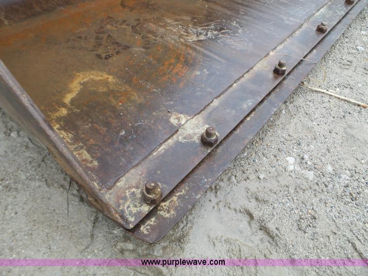 image for item L5031 2004 Caterpillar 236B skid steer