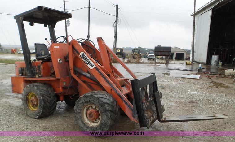 image for item L5032 Willmar Wrangler wheel loader