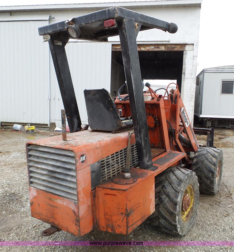 image for item L5032 Willmar Wrangler wheel loader