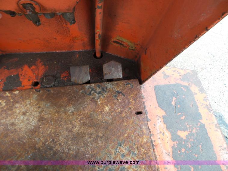 image for item L5032 Willmar Wrangler wheel loader