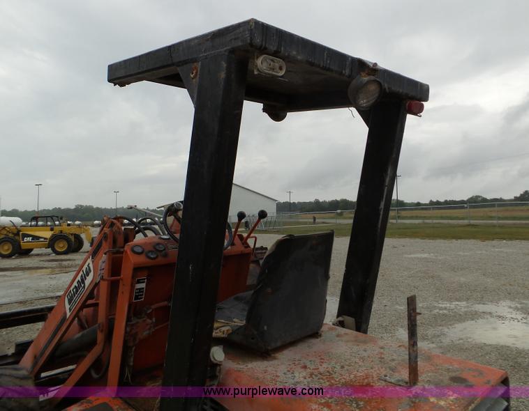 image for item L5032 Willmar Wrangler wheel loader