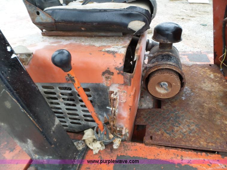 image for item L5032 Willmar Wrangler wheel loader