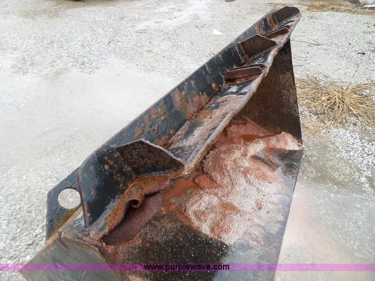 image for item L5032 Willmar Wrangler wheel loader