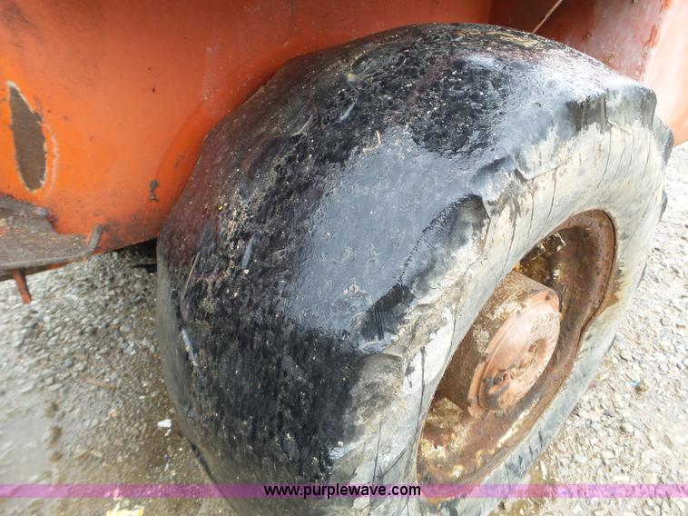 image for item L5032 Willmar Wrangler wheel loader