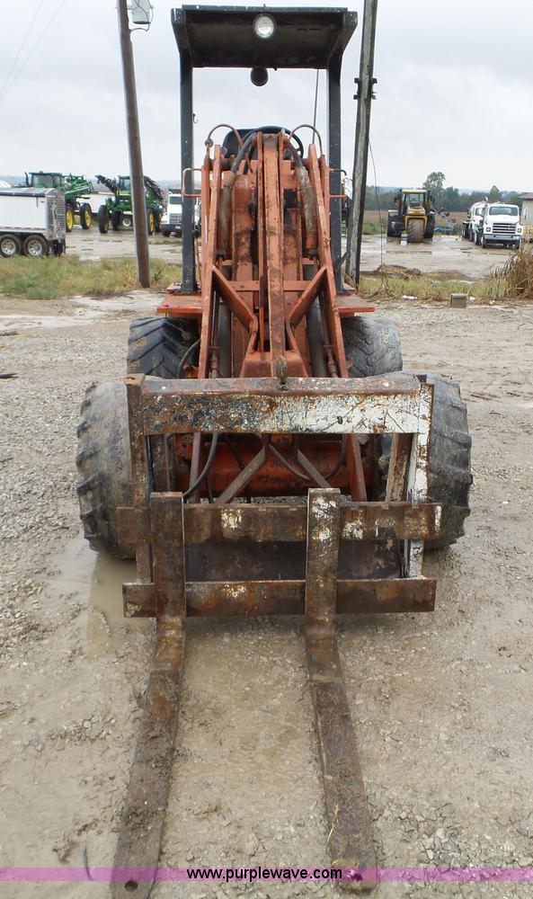 image for item L5033 Willmar Wrangler wheel loader