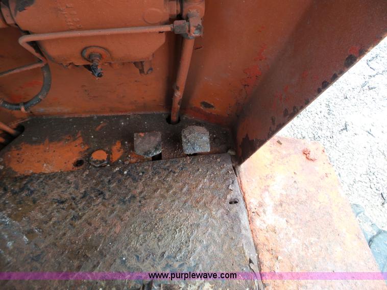 image for item L5033 Willmar Wrangler wheel loader