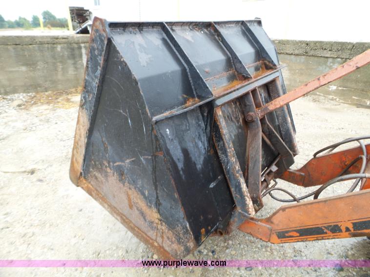 image for item L5033 Willmar Wrangler wheel loader