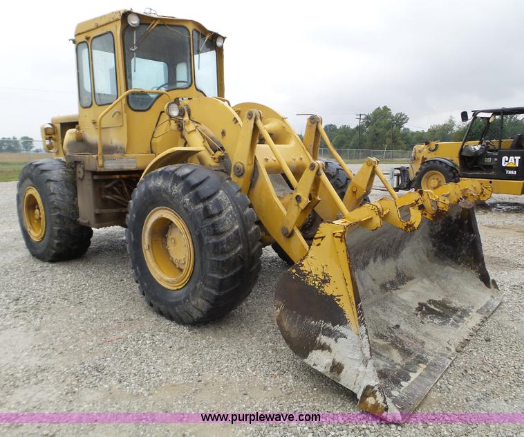 image for item L5034 1966 Caterpillar 950 wheel loader