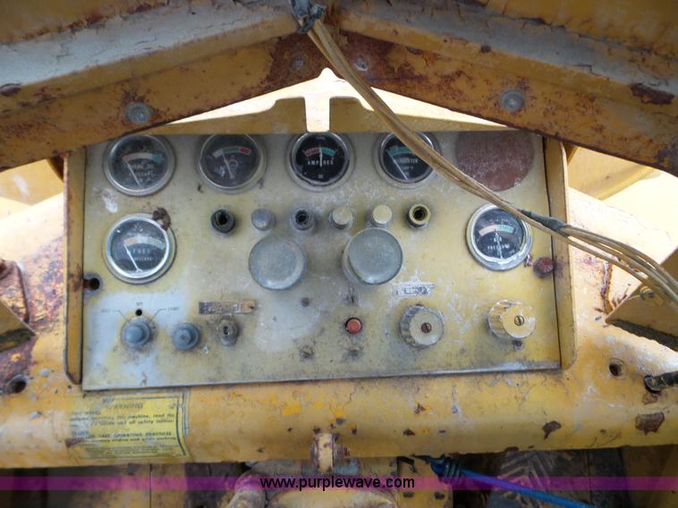 image for item L5034 1966 Caterpillar 950 wheel loader