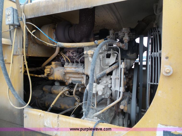 image for item L5034 1966 Caterpillar 950 wheel loader