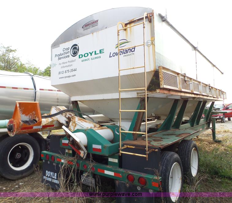 image for item L5035 2007 Doyle tender trailer