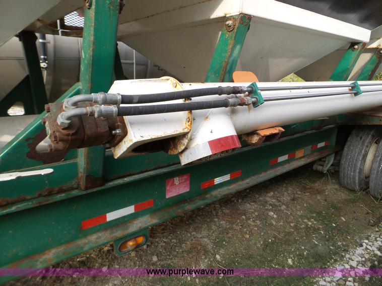 image for item L5035 2007 Doyle tender trailer