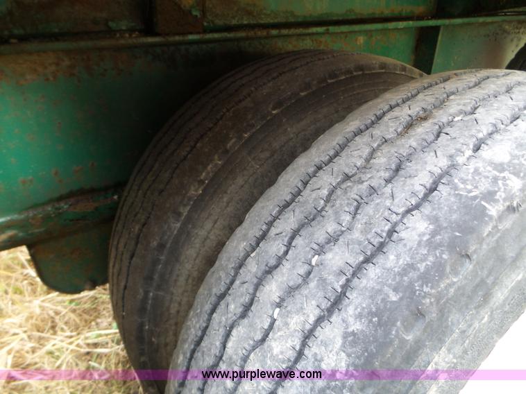 image for item L5035 2007 Doyle tender trailer