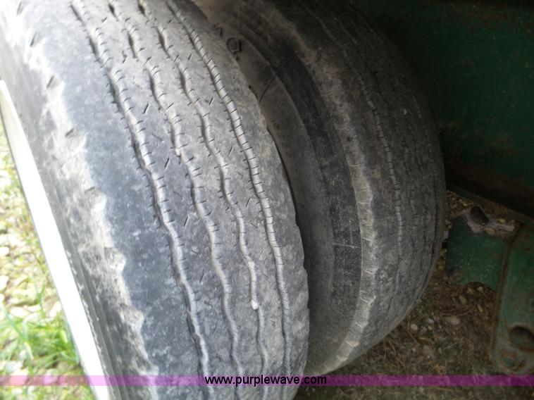 image for item L5035 2007 Doyle tender trailer