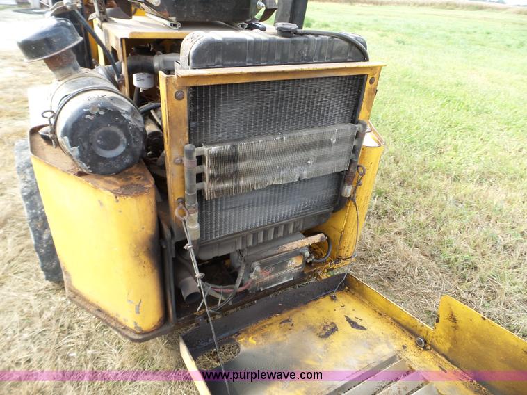 image for item L5036 1994 NMC Swinger 240 wheel loader