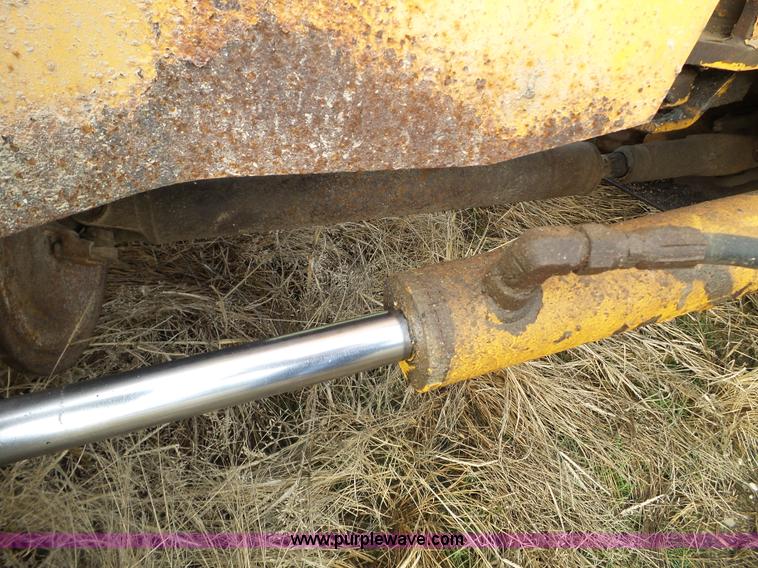 image for item L5036 1994 NMC Swinger 240 wheel loader