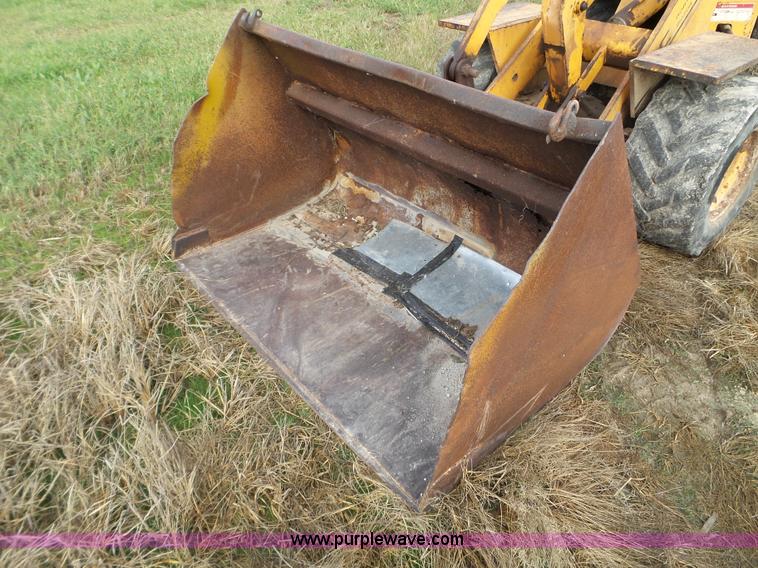 image for item L5036 1994 NMC Swinger 240 wheel loader