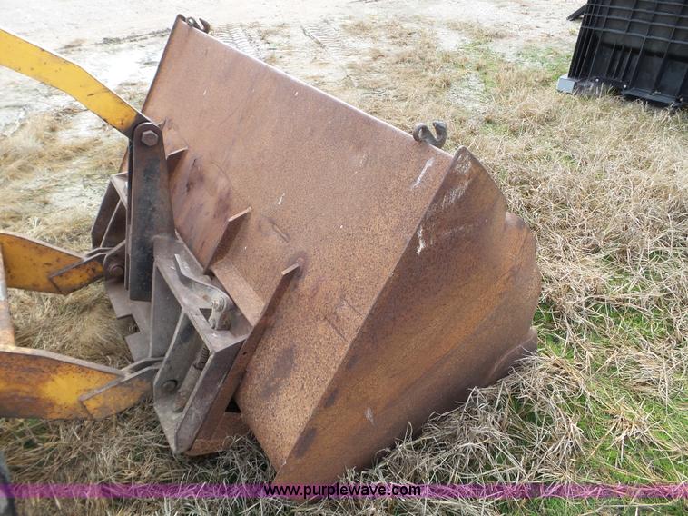 image for item L5036 1994 NMC Swinger 240 wheel loader