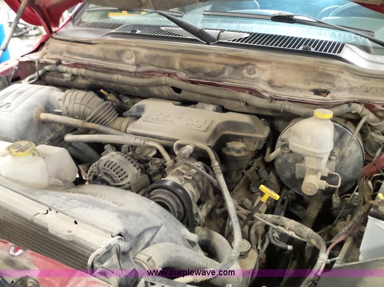 image for item L5038 2006 Dodge Ram 2500 Quad Cab pickup truck