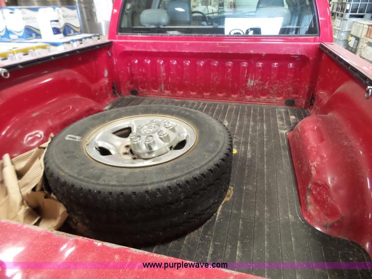 image for item L5038 2006 Dodge Ram 2500 Quad Cab pickup truck