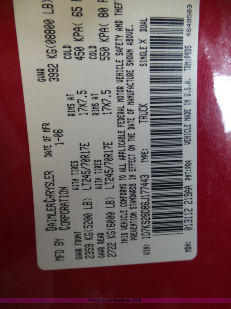 image for item L5038 2006 Dodge Ram 2500 Quad Cab pickup truck