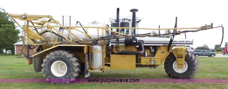 image for item L5039 1995 Ag-Chem TerraGator 1803 self-propelled sprayer