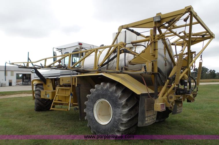 image for item L5039 1995 Ag-Chem TerraGator 1803 self-propelled sprayer