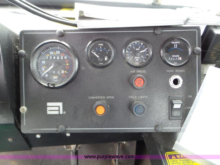 image for item L5039 1995 Ag-Chem TerraGator 1803 self-propelled sprayer