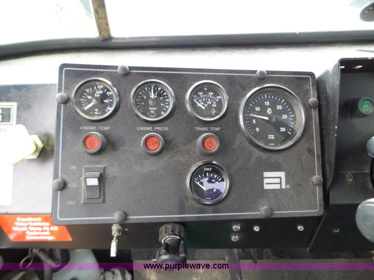 image for item L5039 1995 Ag-Chem TerraGator 1803 self-propelled sprayer