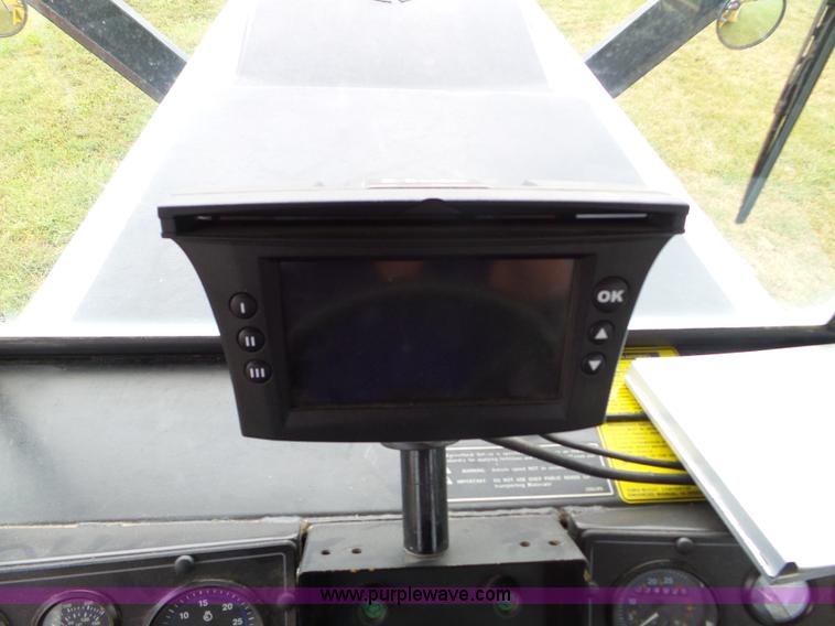 image for item L5039 1995 Ag-Chem TerraGator 1803 self-propelled sprayer