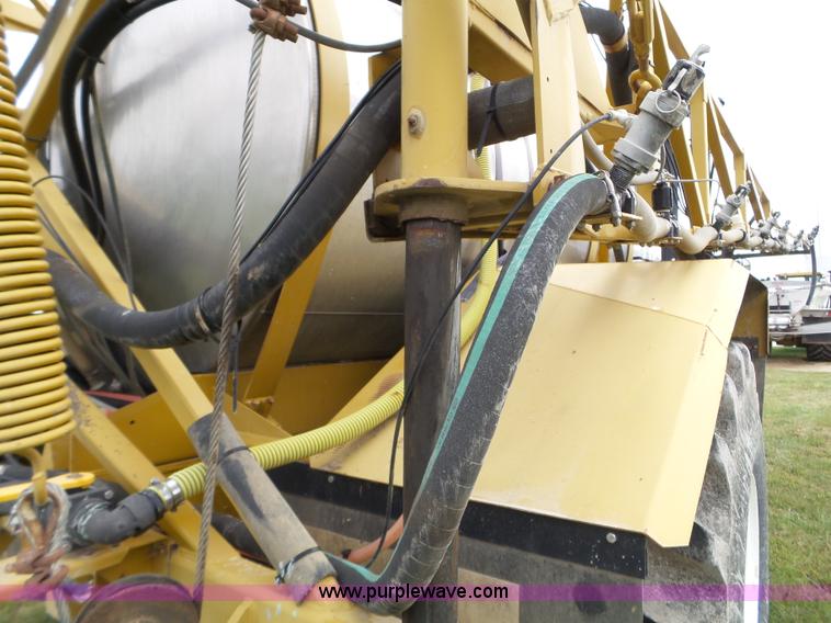 image for item L5039 1995 Ag-Chem TerraGator 1803 self-propelled sprayer