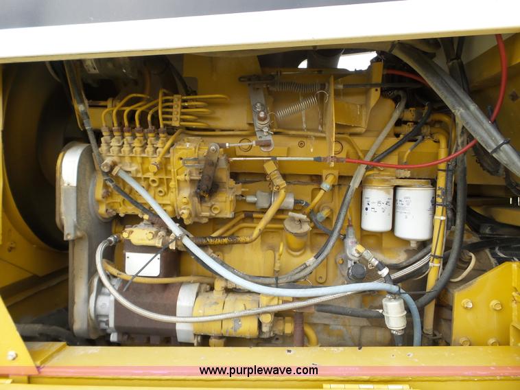 image for item L5039 1995 Ag-Chem TerraGator 1803 self-propelled sprayer