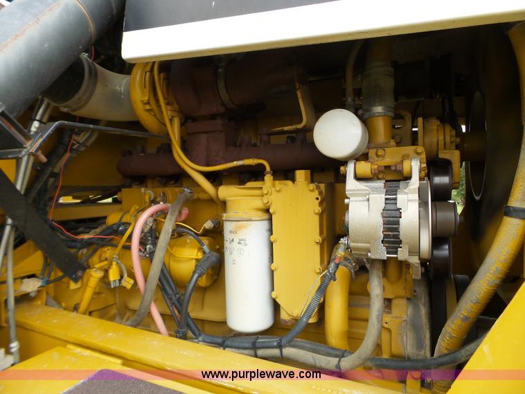 image for item L5039 1995 Ag-Chem TerraGator 1803 self-propelled sprayer