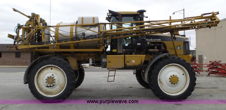 image for item L5042 2007 Ag-Chem RoGator 1074 SS self-propelled sprayer